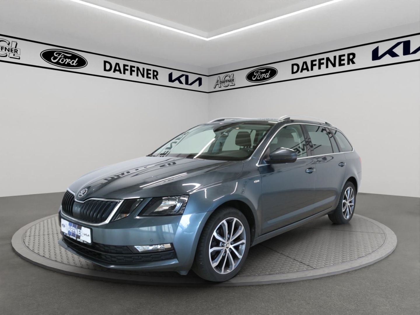 Fahrzeugabbildung SKODA Octavia Combi Soleil Händler/Export