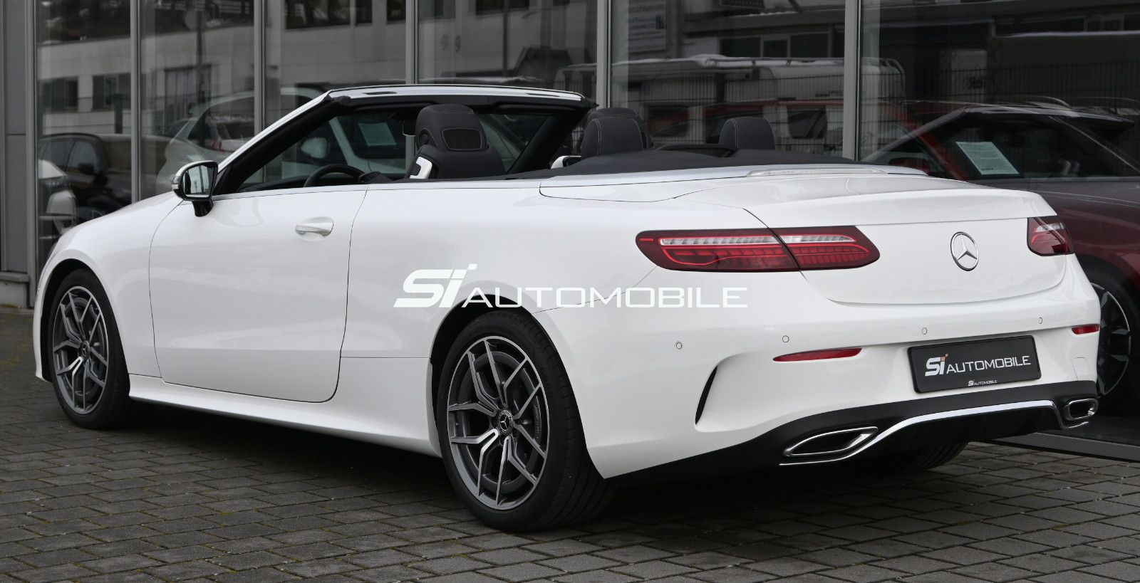 Fahrzeugabbildung Mercedes-Benz E 220 d Cabrio 2x AMG °ACC°STANDHEIZUNG°8-FACH°