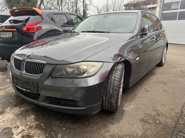 BMW 325i