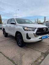 Toyota Hilux Double Cab Comfort 4x4 - : Allradantrieb, Geländewagen
