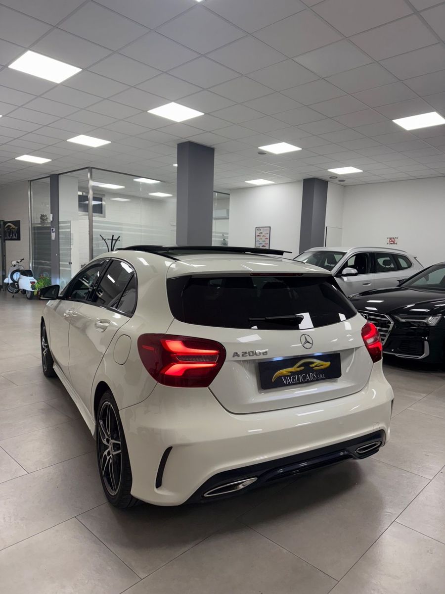 MERCEDES-BENZ Mercedes-benz A 200 d Automatic Premium