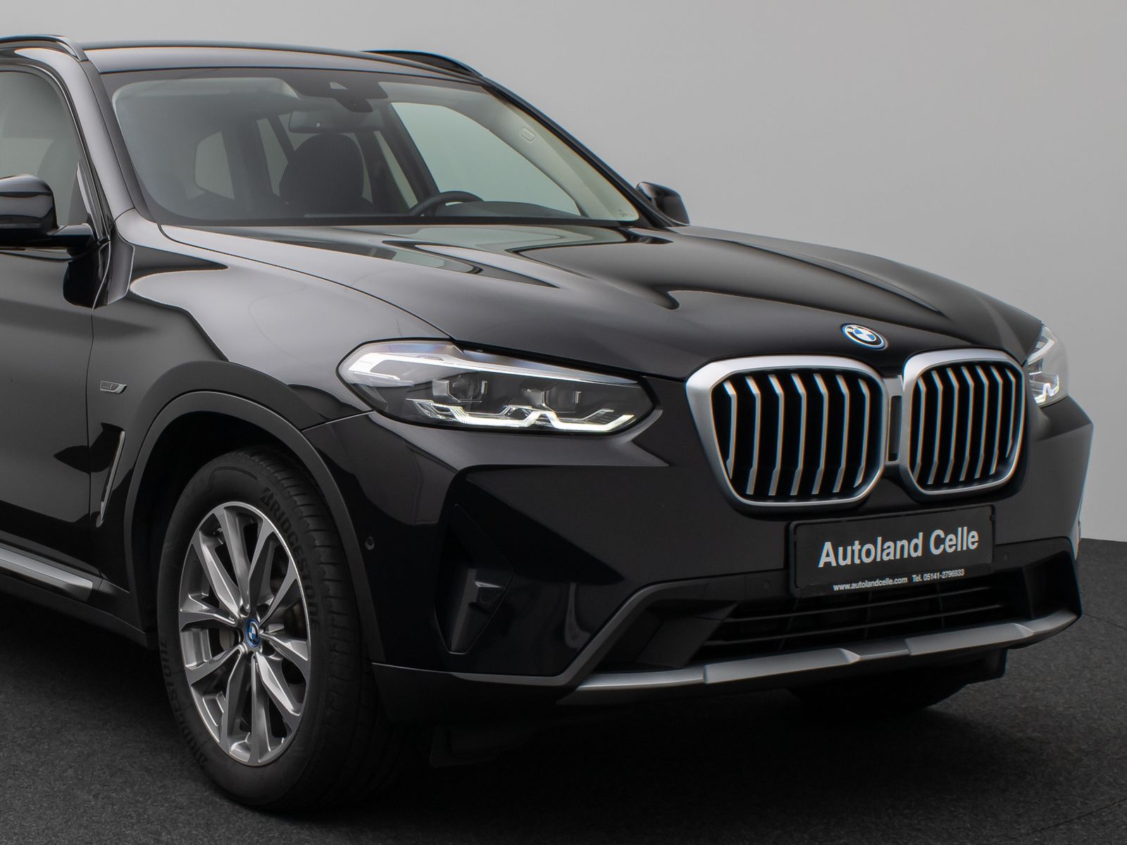 Fahrzeugabbildung BMW X3 xD30e Kamera HUD DAB HiFi AHK Sport 19Zoll