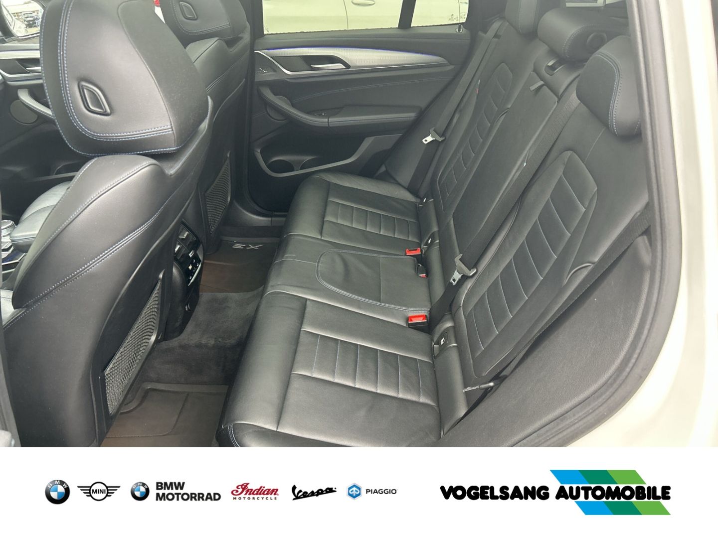 Fahrzeugabbildung BMW X3 xDrive30iA,M Sport,Panodach,Standheizung,Head