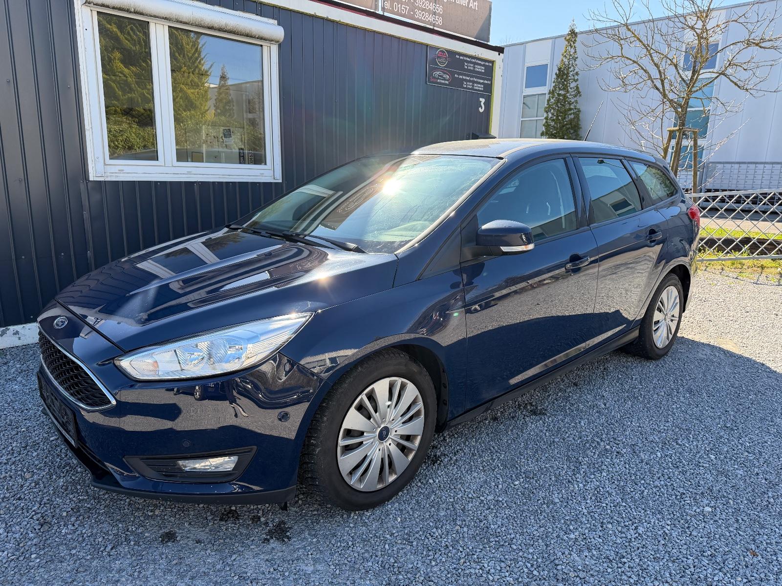 Ford Focus Turnier Business/AUT/NAVI/PDC/SHZ