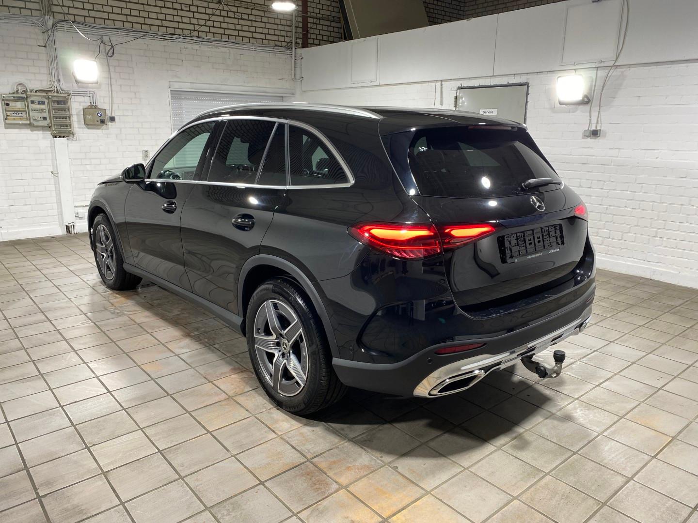 Mercedes-Benz GLC 300d 4Matic AMG Line Advanced Plus PANO/AHK