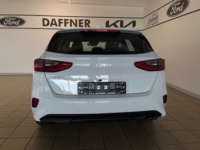 Fahrzeugabbildung Kia Ceed Vision 1.0 T-GDI,  Lane Assist, Navi, SHZ,