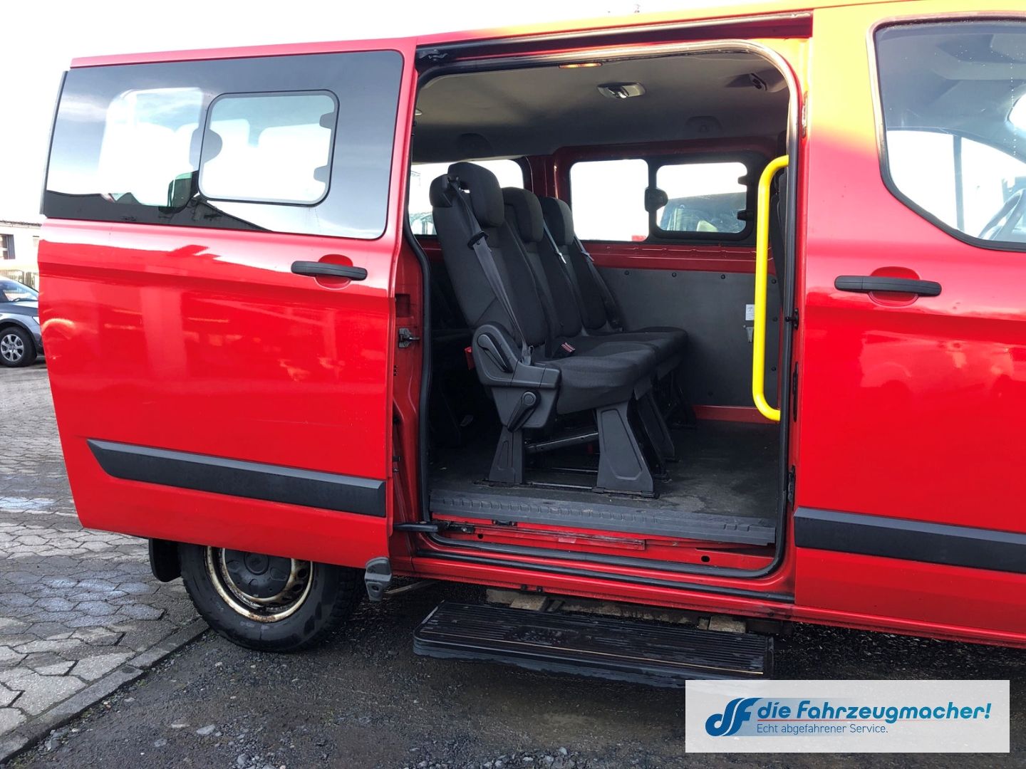 Fahrzeugabbildung Ford Transit Custom Kombi 300 L1 2.2 TDCi *8380 *EXPO