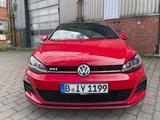 Volkswagen Golf VII  GTI *310 PS* - mit Benzin-Antrieb: Navigationssystem, Kleinwagen