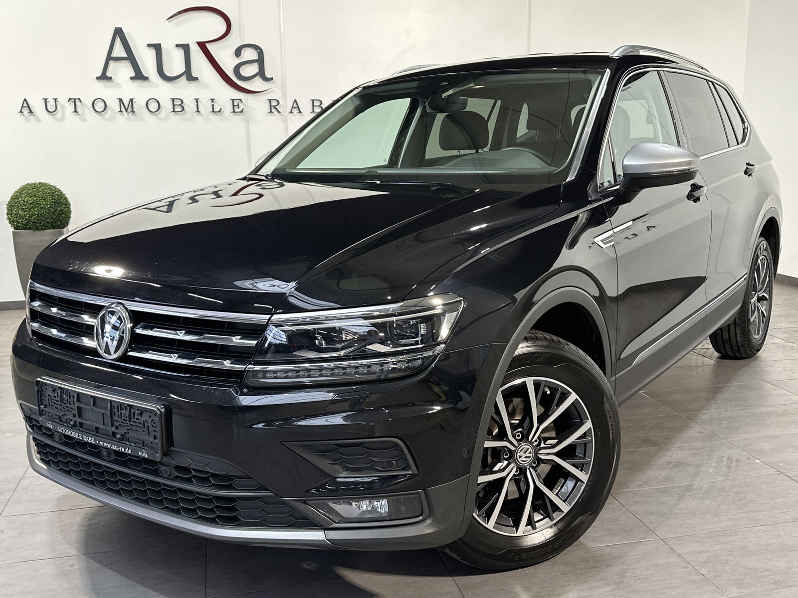 Fahrzeugabbildung Volkswagen Tiguan Allspace 2.0 TDI DSG CL NAV+LED+VC+ACC+PP