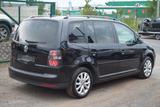 Volkswagen Touran Freestyle Automatik - gebrauchte VW Touran aus dem Jahr 2009