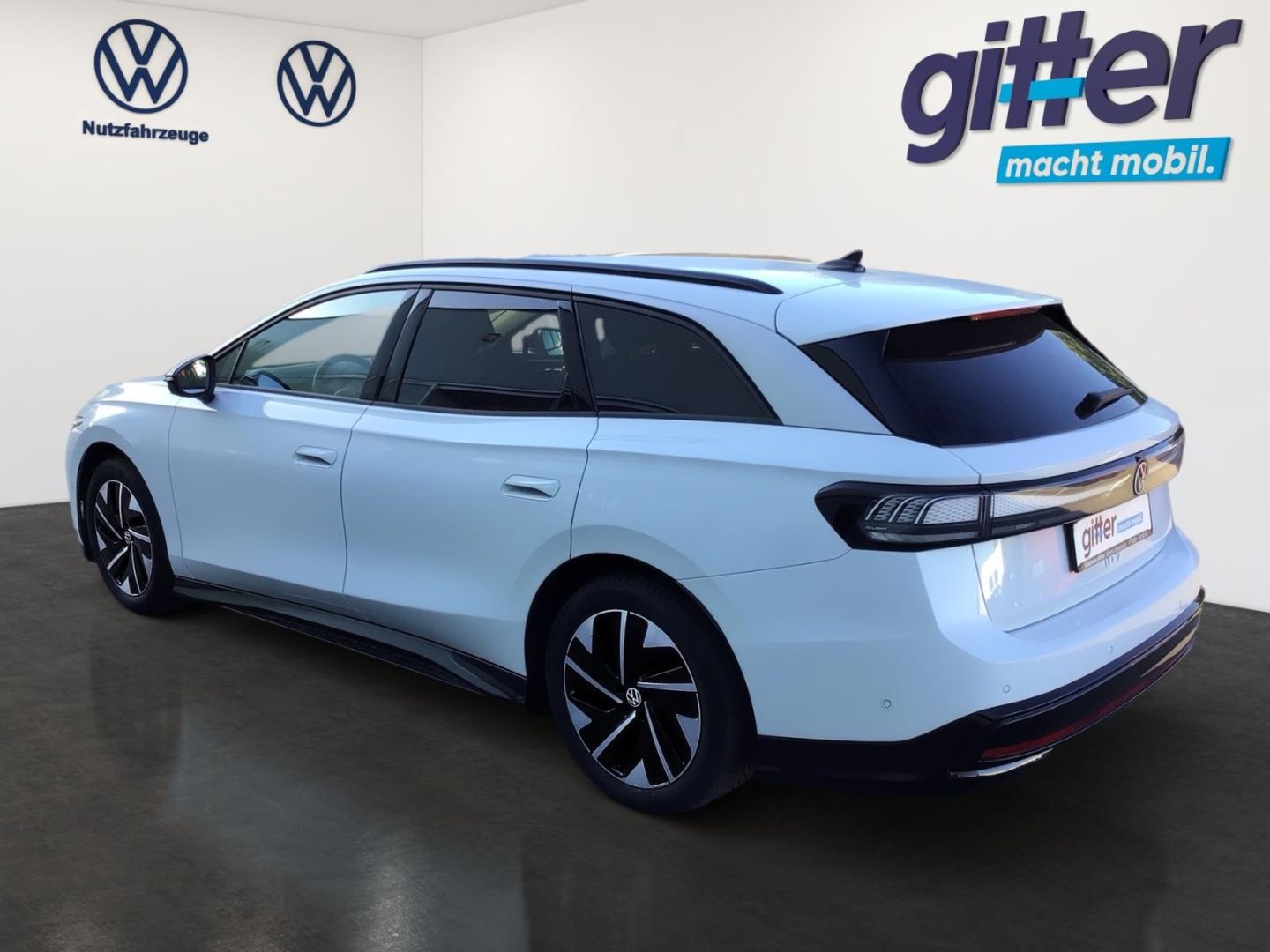 Volkswagen ID.7 Tourer Pro MATRIX AHK WÄRMEPUMPE NAVI 19'' foto 4