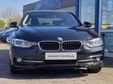 BMW 318 318 i Sport Line Anhängerkupplung Navi LED - BMW 318 mit Benzin-Antrieb: Limousine