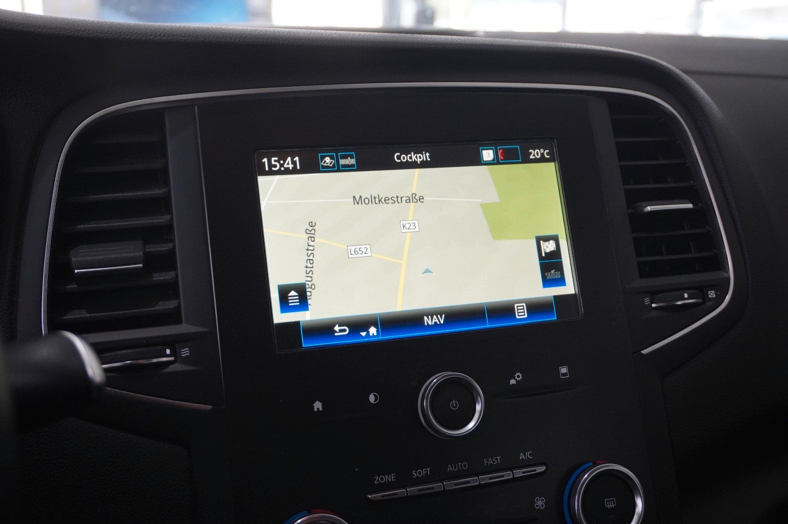 Fahrzeugabbildung Renault Megane IV 1.5D GT BUSINESS NAVI/LED/PDC/VIRT/AHK