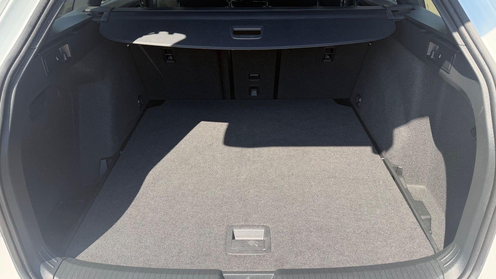Volkswagen Golf VIII Variant 1.5 eTSI R-Line CARPLAY*KAMERA, миниатюра 24
