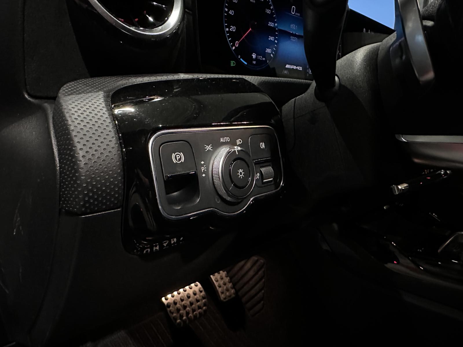 Mercedes-Benz CLA 35 AMG Shooting Brake 4M *PANO, NIGHT, RFK*