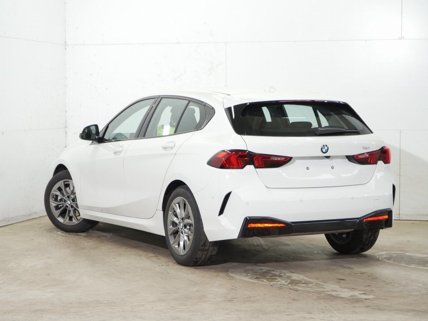 Fahrzeugabbildung BMW 120 |Komfortzugang |Sitzheizung |Driving Assista
