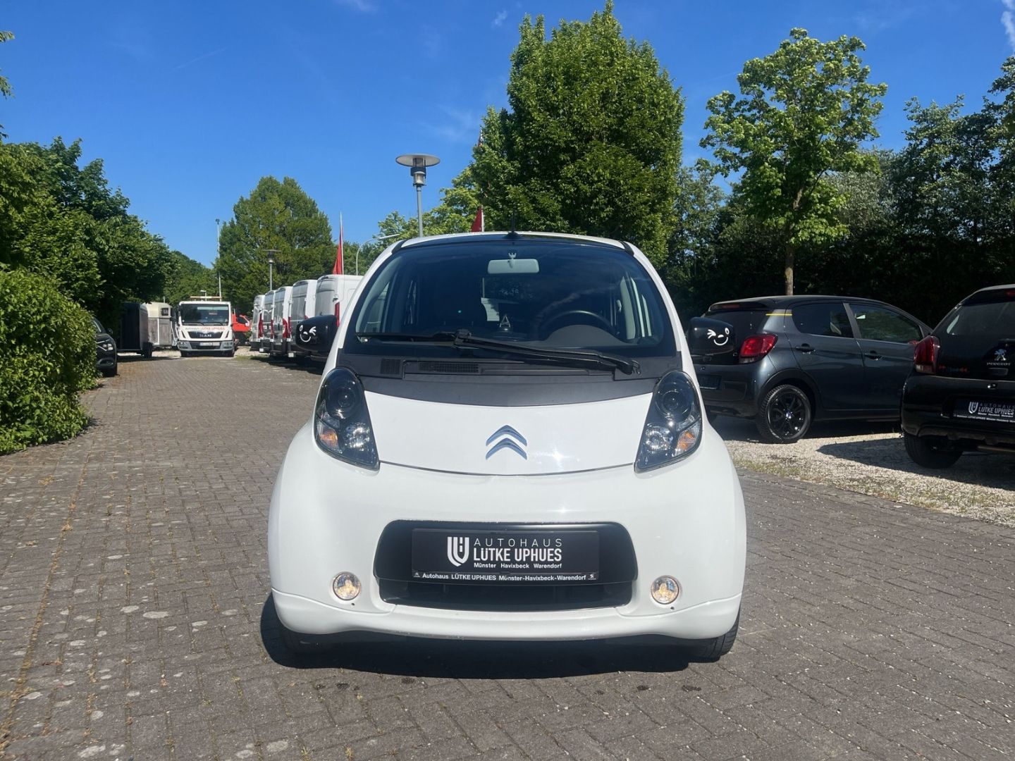 Fahrzeugabbildung Citroën C-Zero Tendance Klimaaut. DAB SHZ Notbremsass.