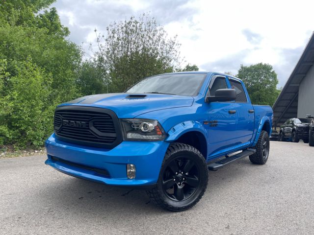 Dodge RAM 1500 HEMI 5.7L CREW CAB SPORT HOCH & BREIT