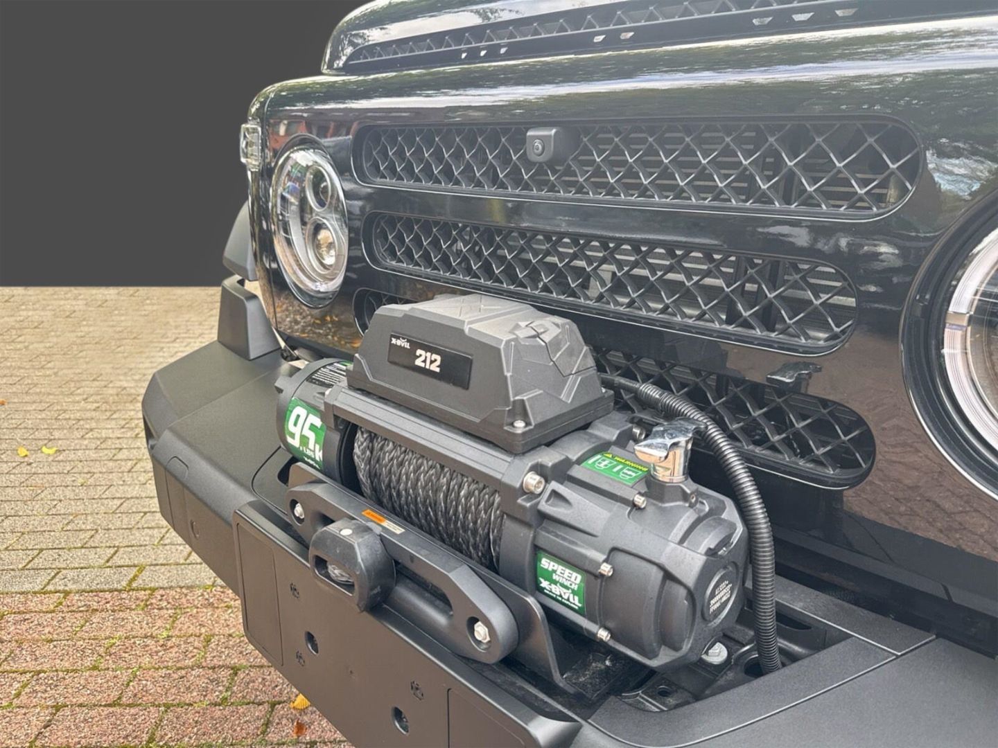 Fahrzeugabbildung BAW 212 4X4 2.0 Diesel Automatik - Leder