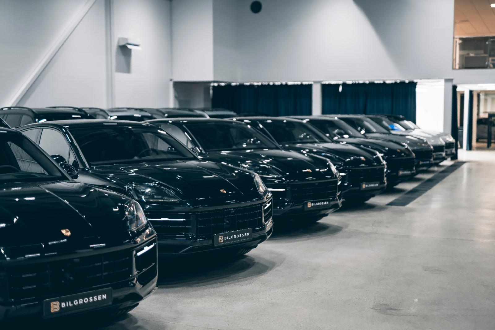 showroom-image-bottom