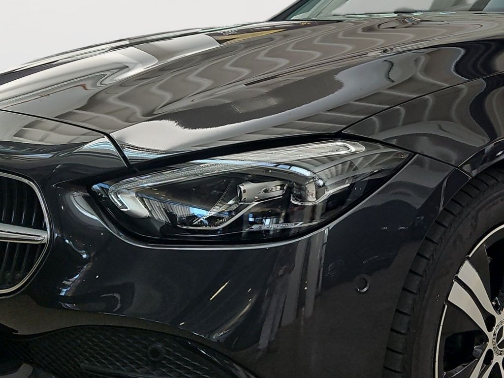 Fahrzeugabbildung Mercedes-Benz C 180 T Avantg. Distronic+ Sitzklima 360° Ambie.