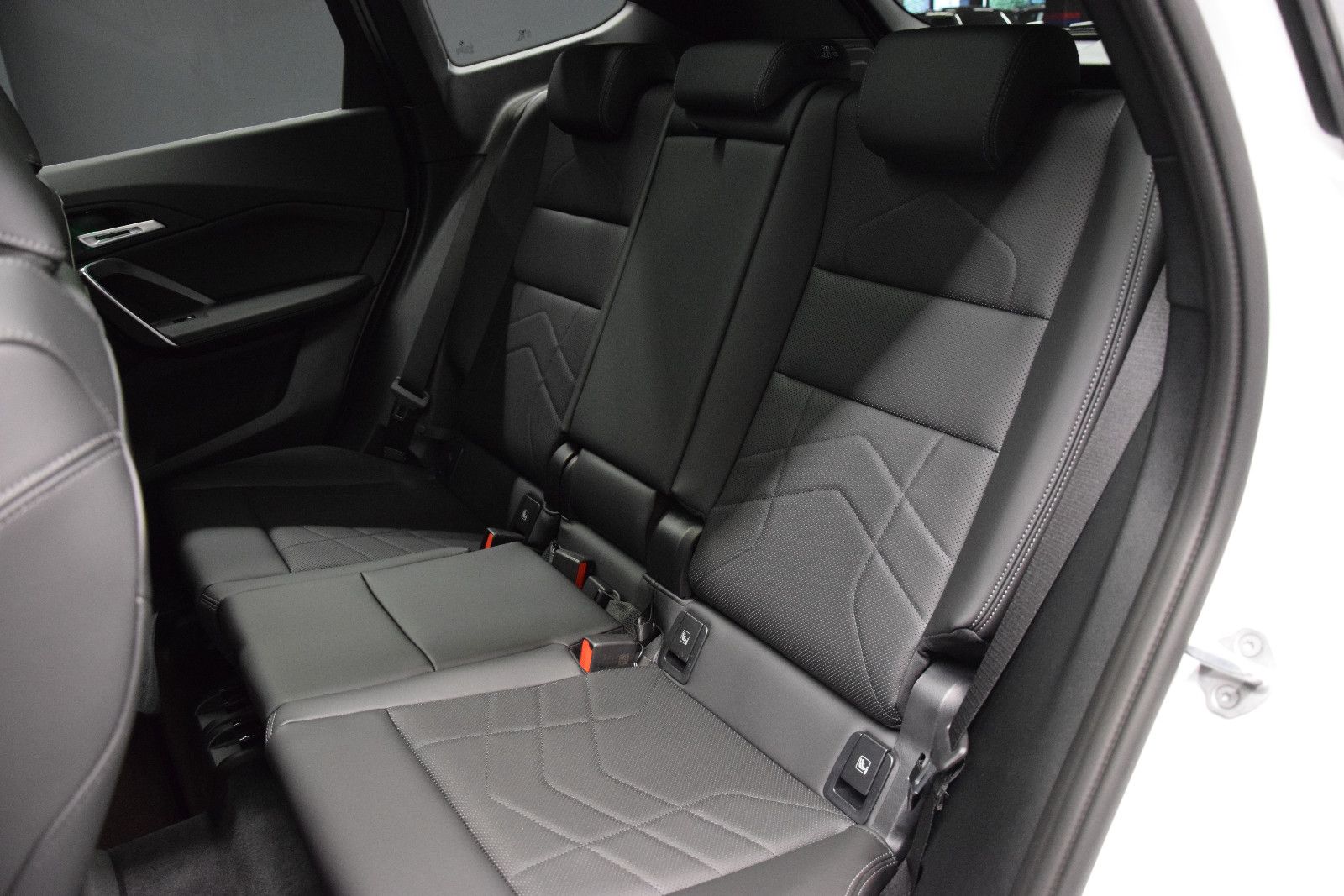 Fahrzeugabbildung BMW X1 18 i sDrive M Sport Pano H&k Memory ACC Leder
