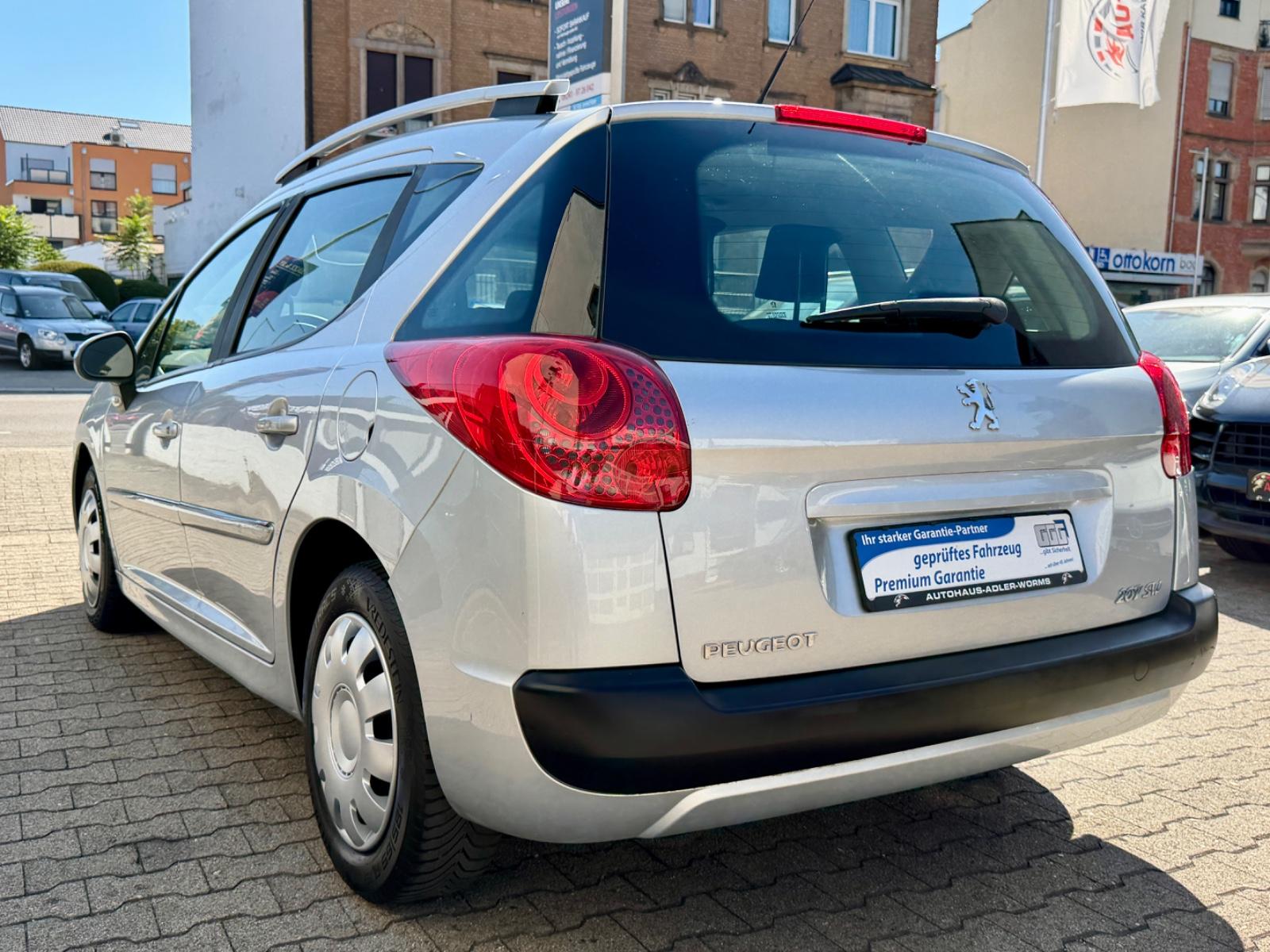 Peugeot 207 2011 — photo 12