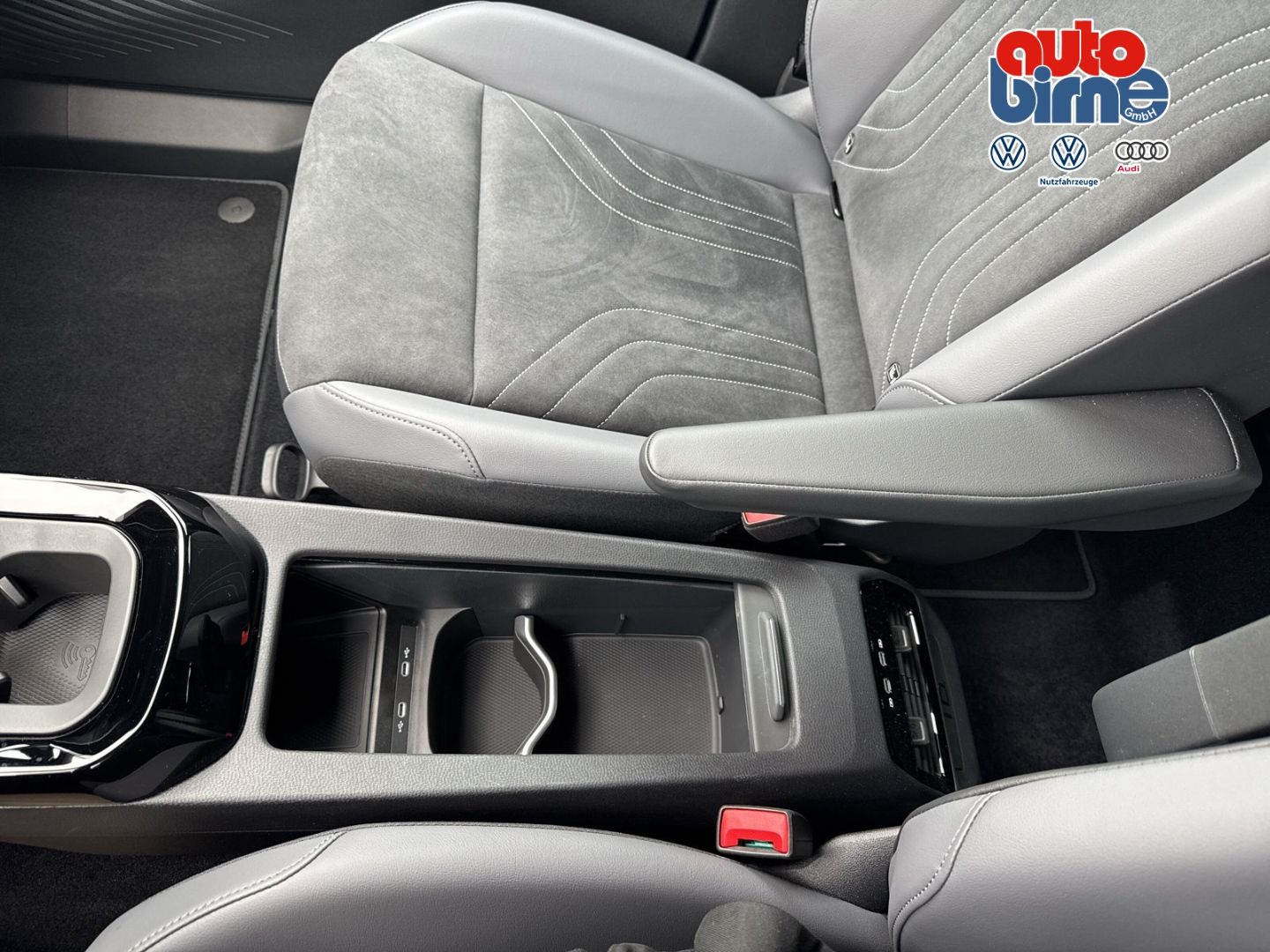ID.4 Pro Move Navi LED ACC  Apple CarPlay Androi