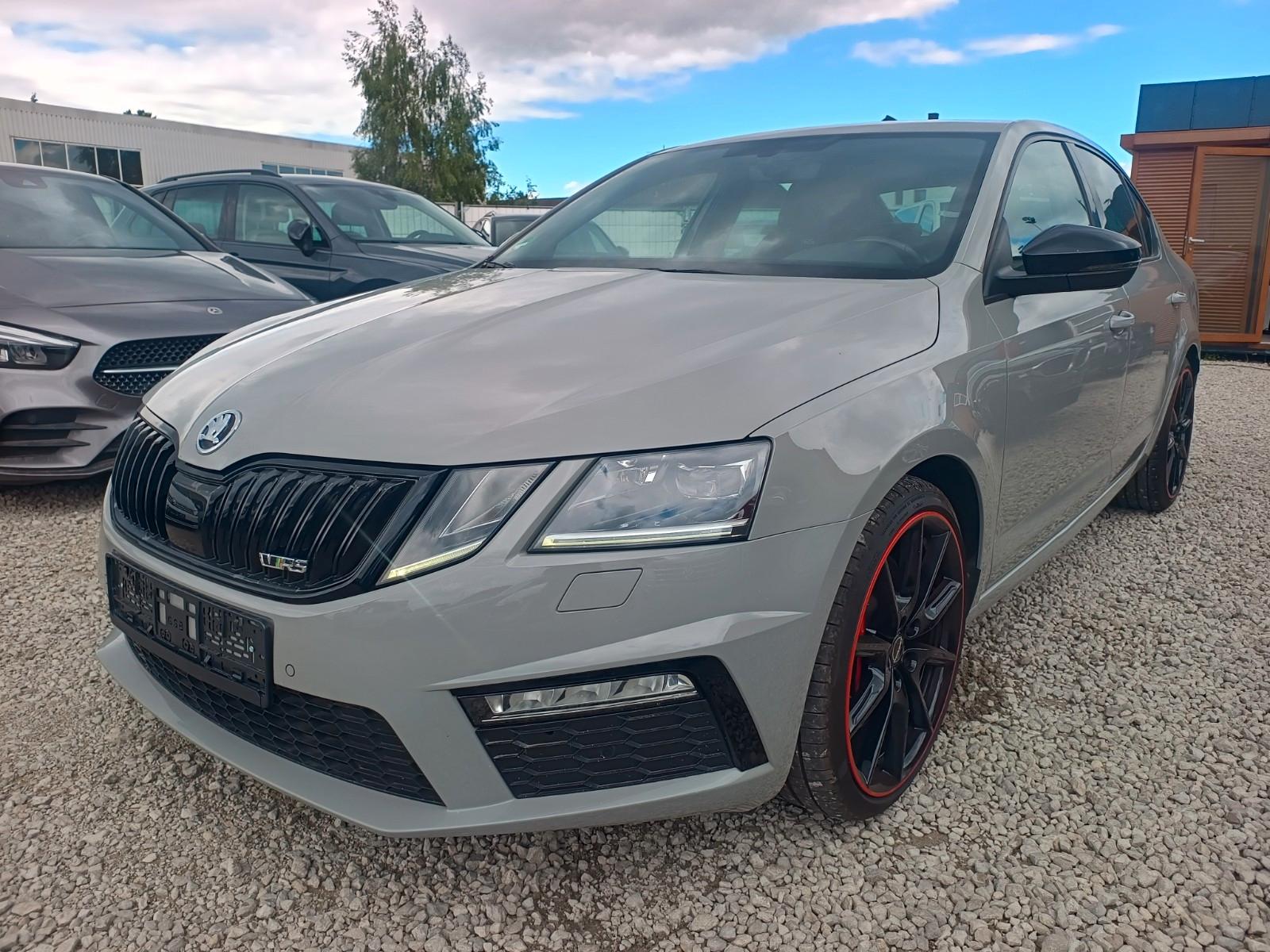 Skoda Octavia Lim. RS 245, LED, PDC,SHZ, Memory Sitze