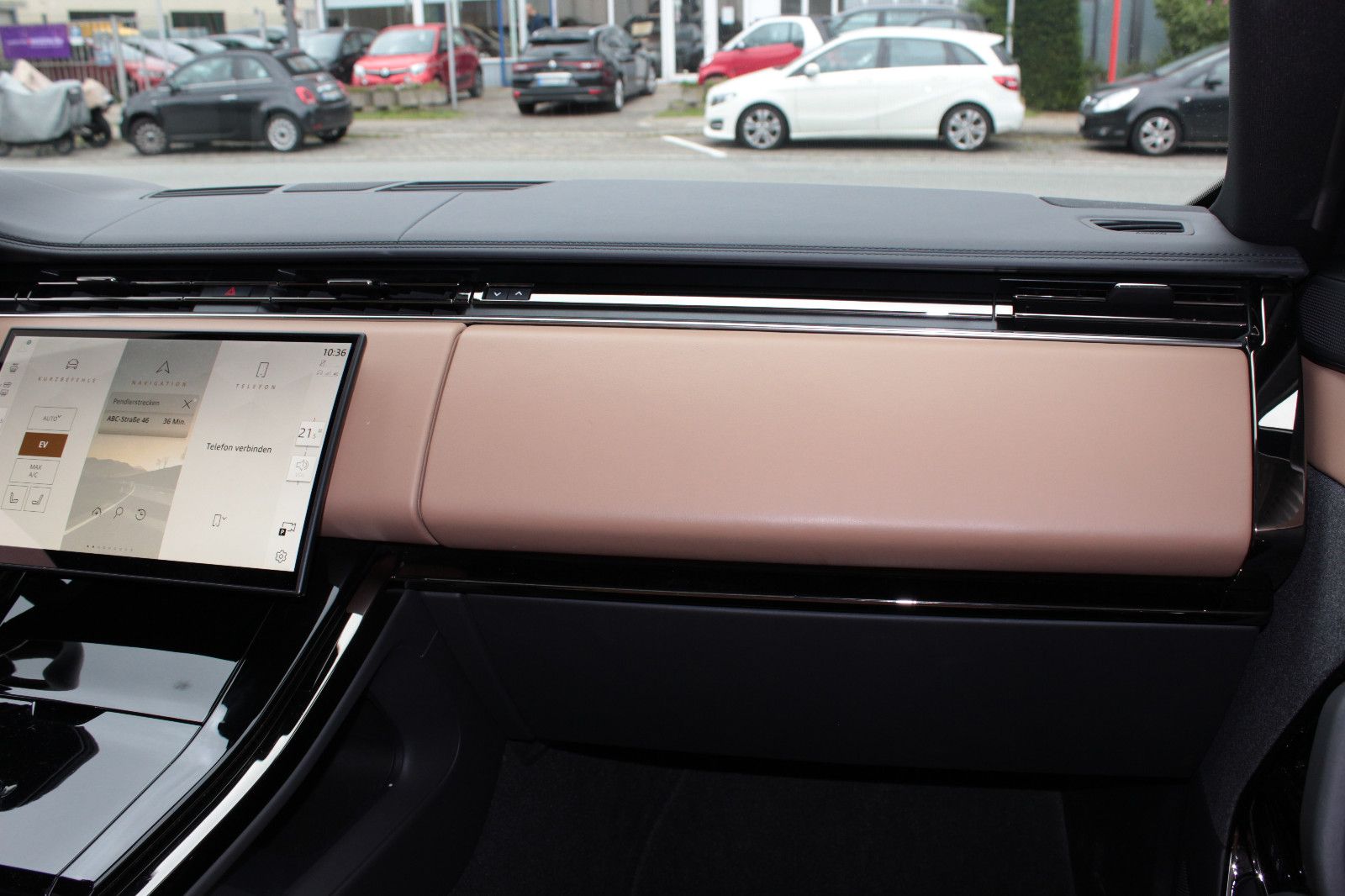 Fahrzeugabbildung Land Rover Range Rover Sport P460e Dynamic HSE Hybrid *HUD*