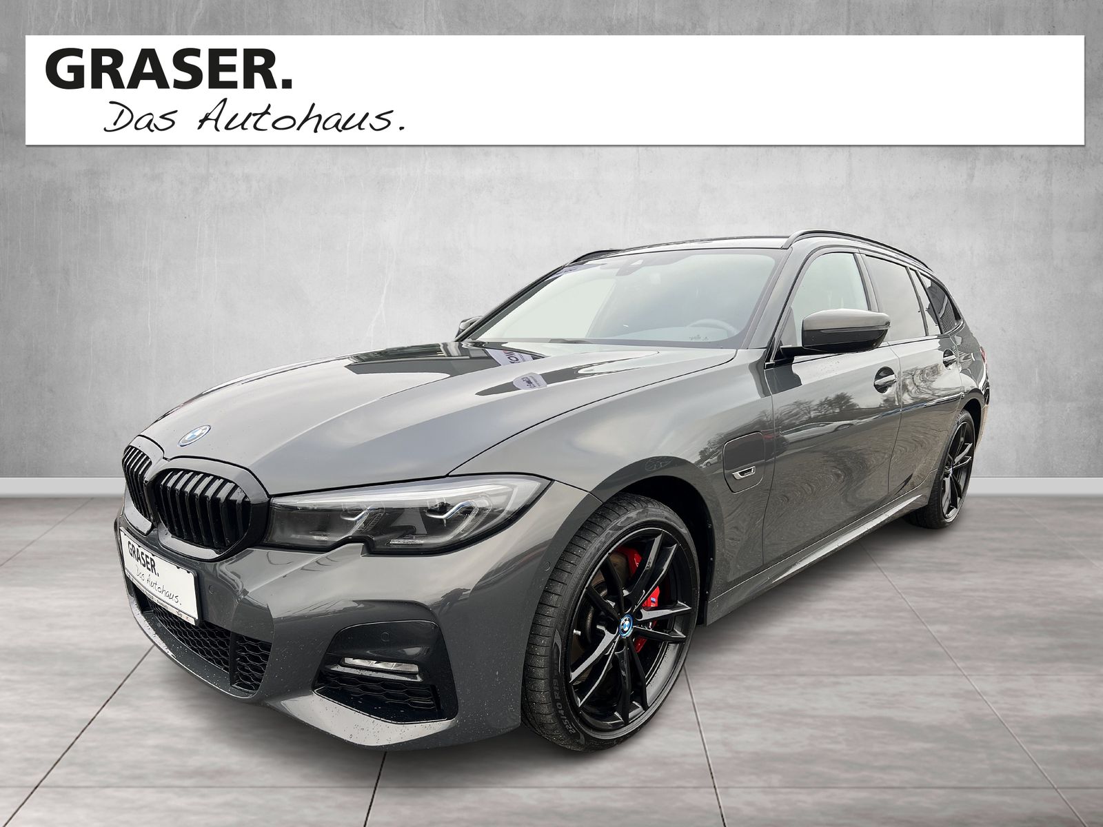 BMW 330e xDrive Touring M Sport HiFi DAB WLAN RFK