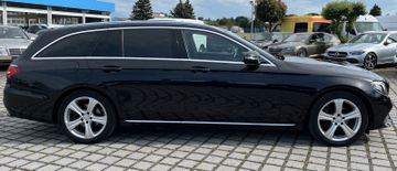 Mercedes E 220 - 4