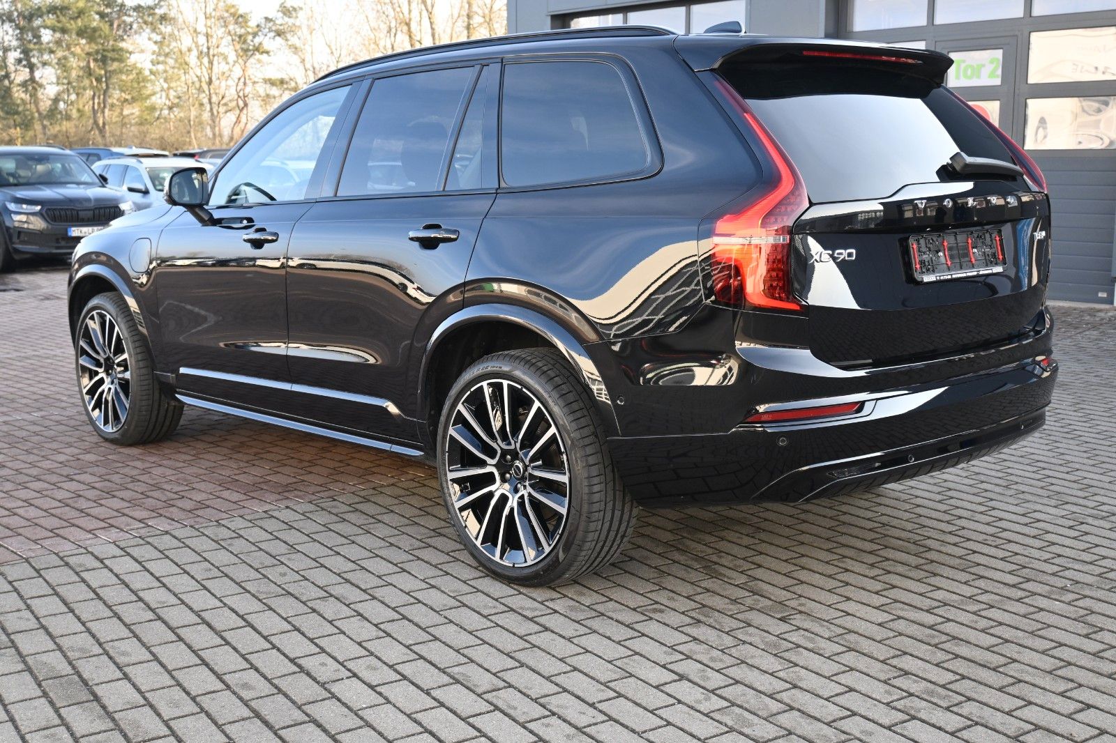 Fahrzeugabbildung Volvo XC90 T8 AWD Ultra Dark*STDHZG*360**LUFT*B&W*22"