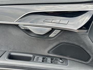 2024 AUDI A8 — фото 10