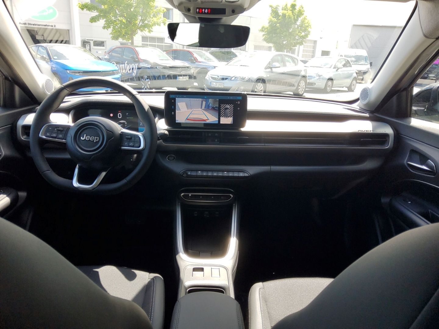 Fahrzeugabbildung Jeep Avenger Elektro Altitude, Wärmepumpe, SHZ, PDC,