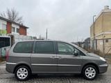 Peugeot 807 Family 2.0 HDI,Automatik,Klima,Navi,PDC,1Han - Peugeot 807 mit Schiebetür