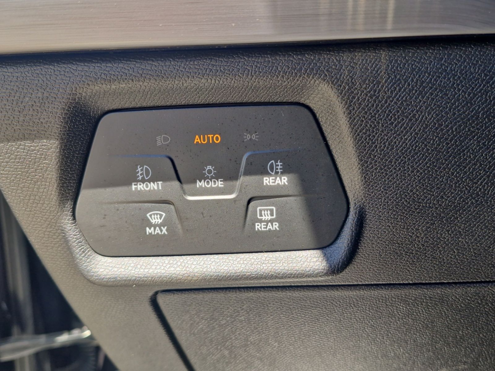 Fahrzeugabbildung SEAT Leon ST FR 1.5 TSI LED Navi AHK VC SHZ RFK