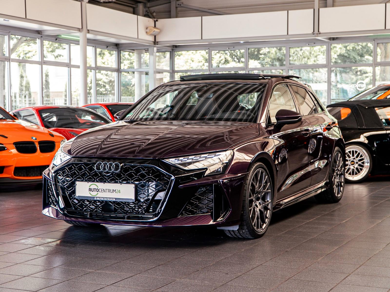 Audi RS3 Sportback Pano Carbon SONOS HUD