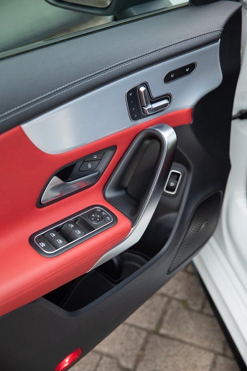 Mercedes-Benz CLA 35 AMG Shooting Brake 4Matic Vollausstattung