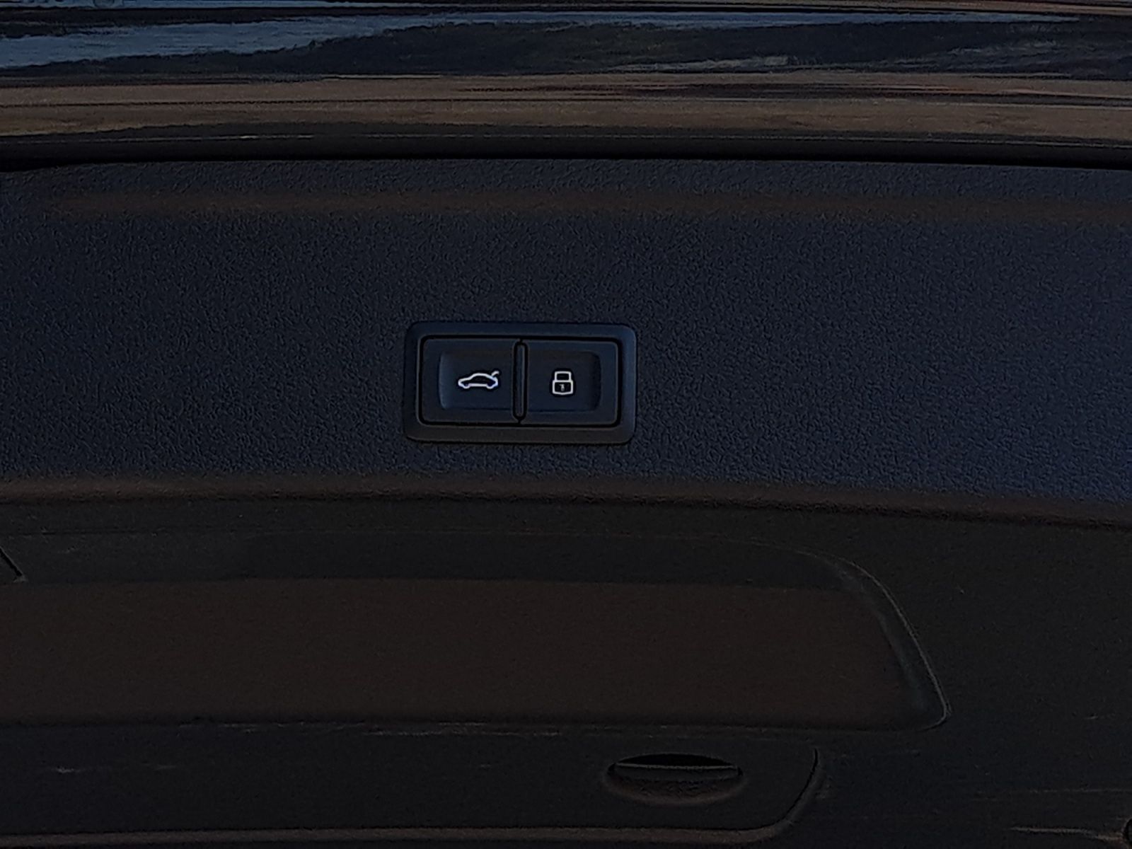 Audi A4 - Bild 23