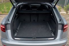 Audi Q8 – 34 / 36