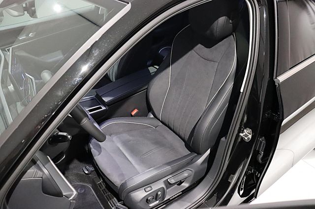 Passat Variant Business 1.5l eTSI 150 PS DSG AHK