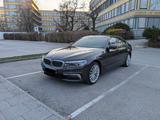 BMW 520d Luxury Line 360° / Keyless / H&K / Leder