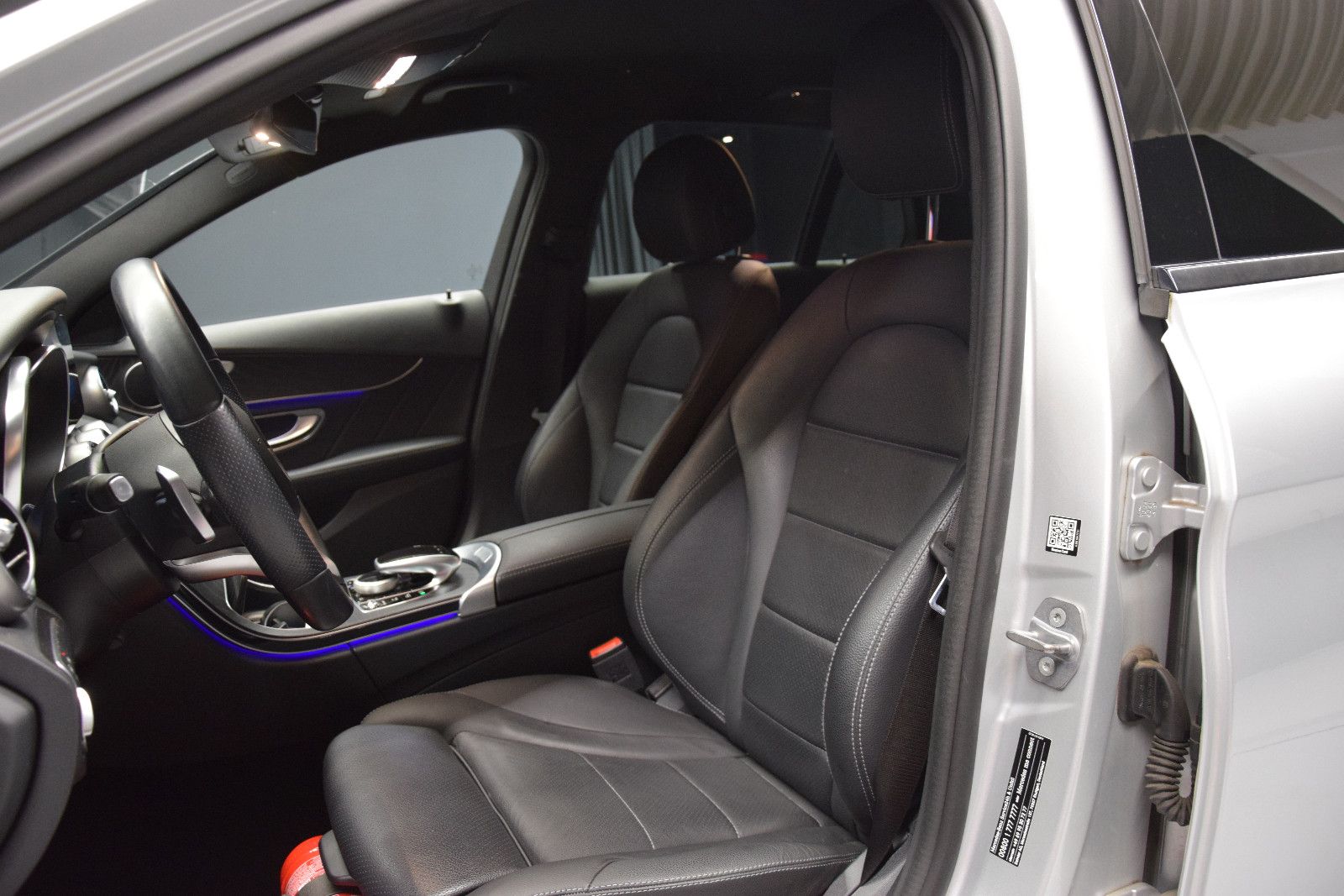 Fahrzeugabbildung Mercedes-Benz C 200 C T-Modell C 200 4Matic Vollleder ACC 360°