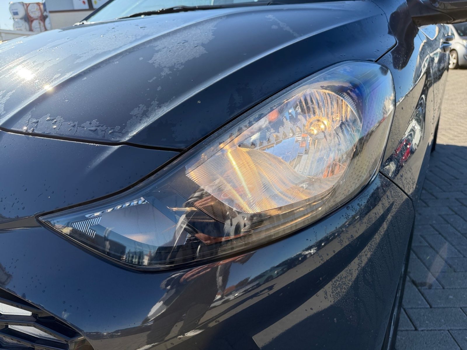 Fahrzeugabbildung Hyundai i10 1.0 Trend Navi Sitzheizung
