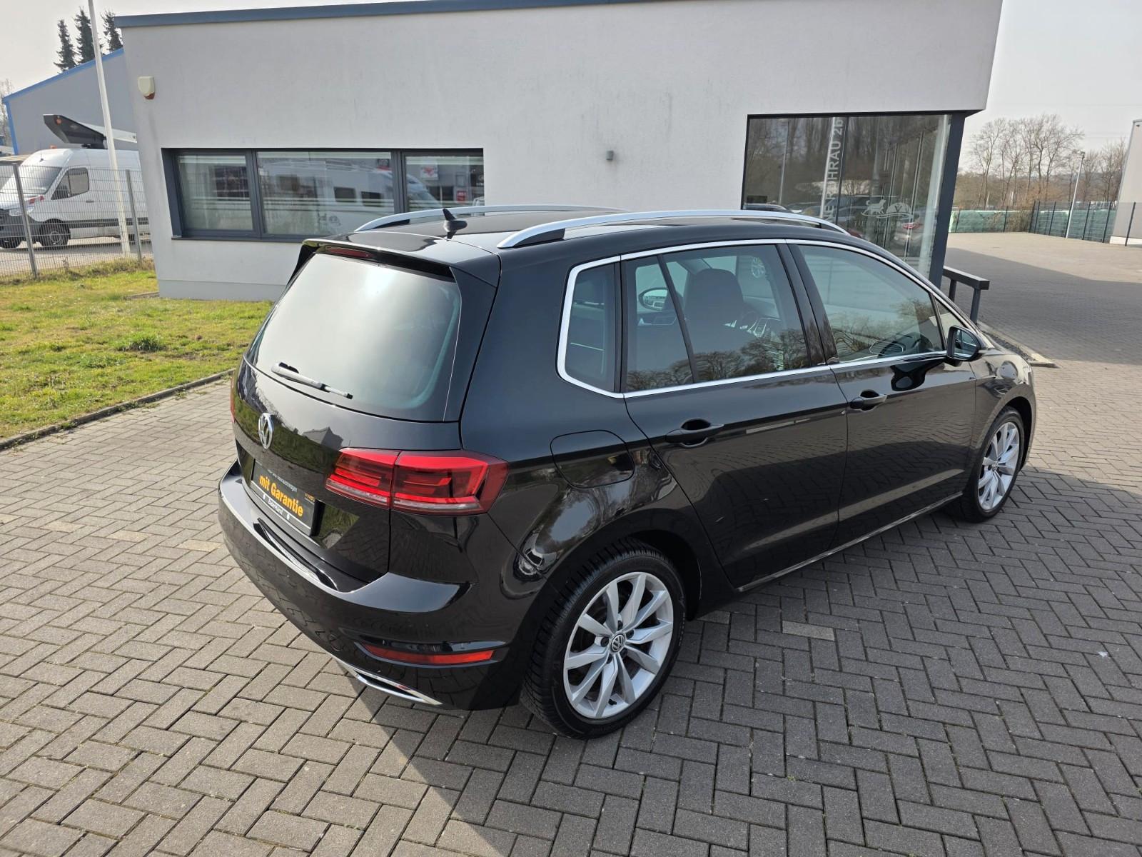 Volkswagen Golf Sportsvan VII Highline NAVI,KAMERA,SHZ,AHK,