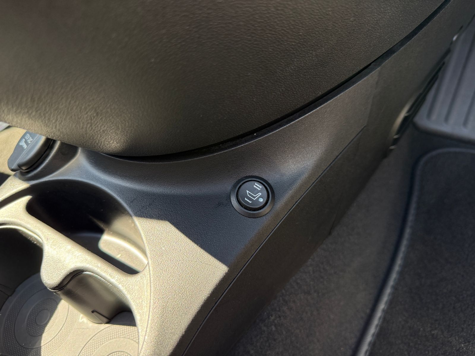 Fahrzeugabbildung Abarth 595C Competizione SHZ XENON NAVI