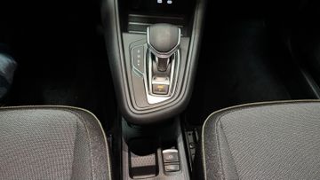 Fahrzeugverkauf 19 Renault Captur II Techno Autom. LED SH Navi Kamera ACC