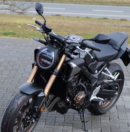 Honda R