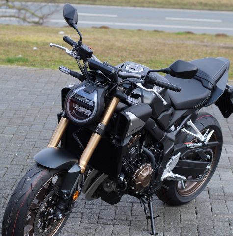 Honda R